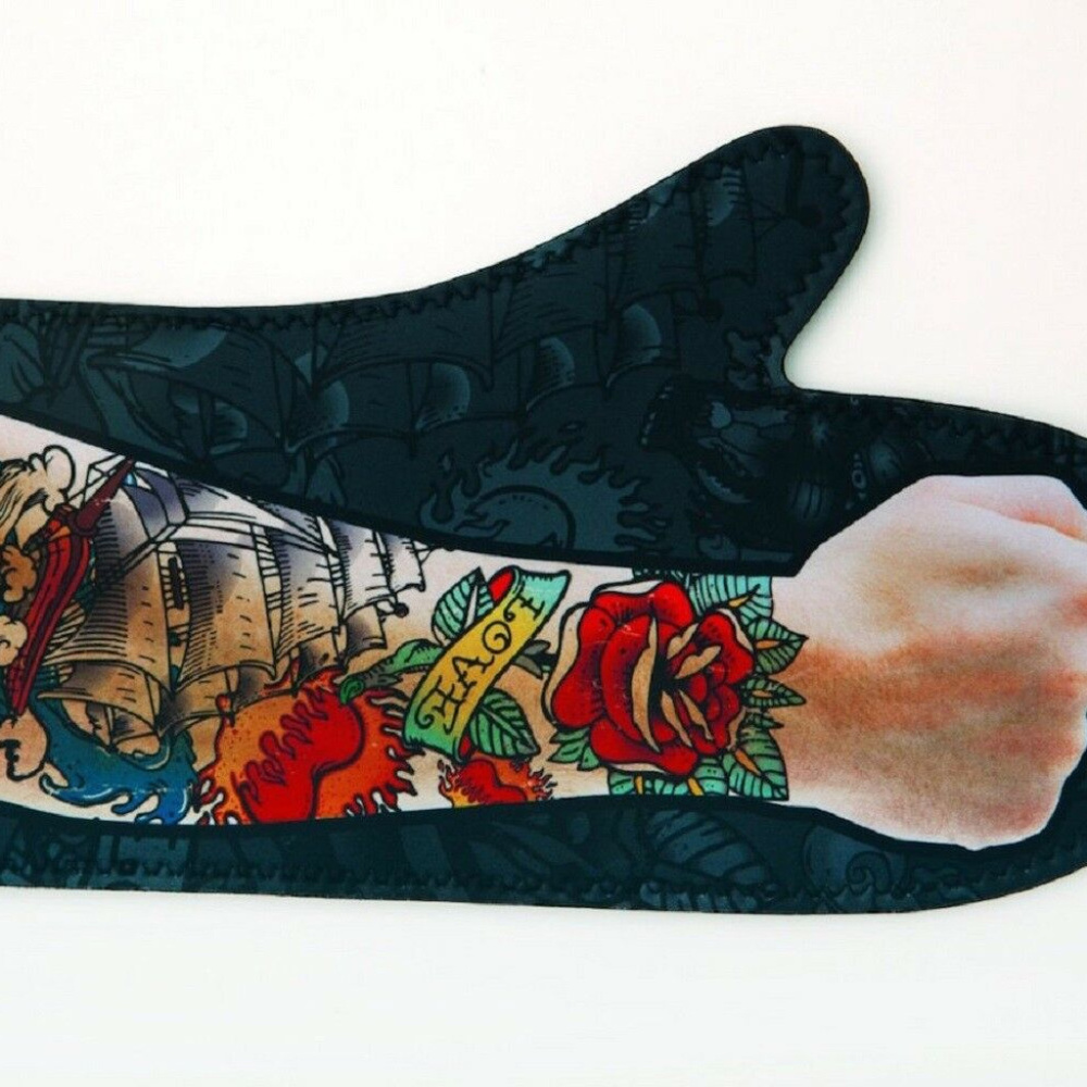 Tattoo Oven Mitt